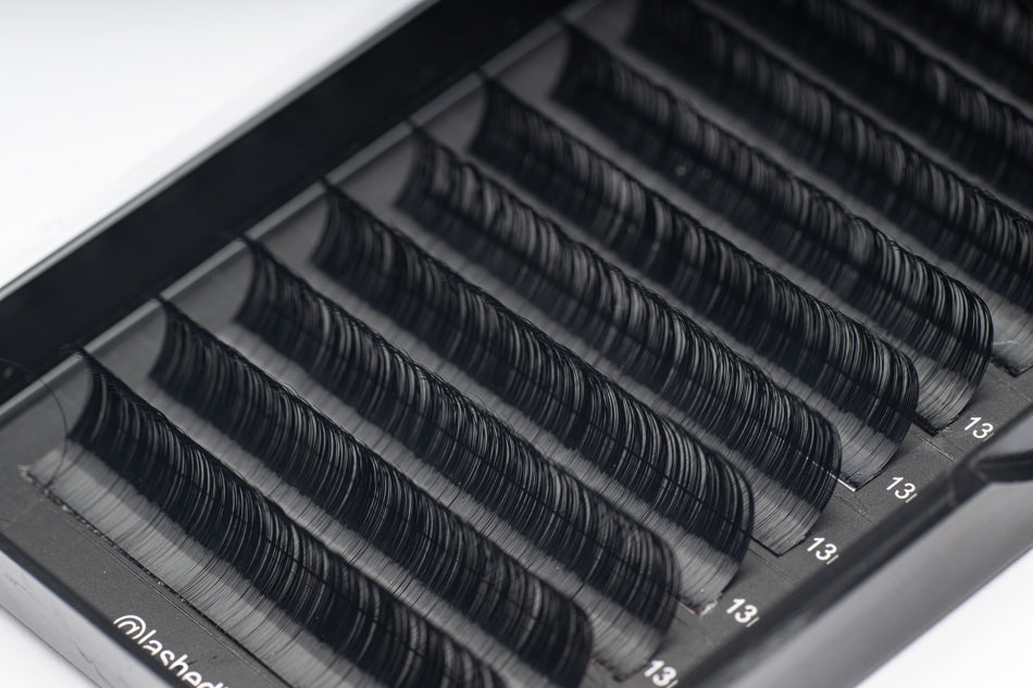 Single Length Classic Cashmere Lash Trays